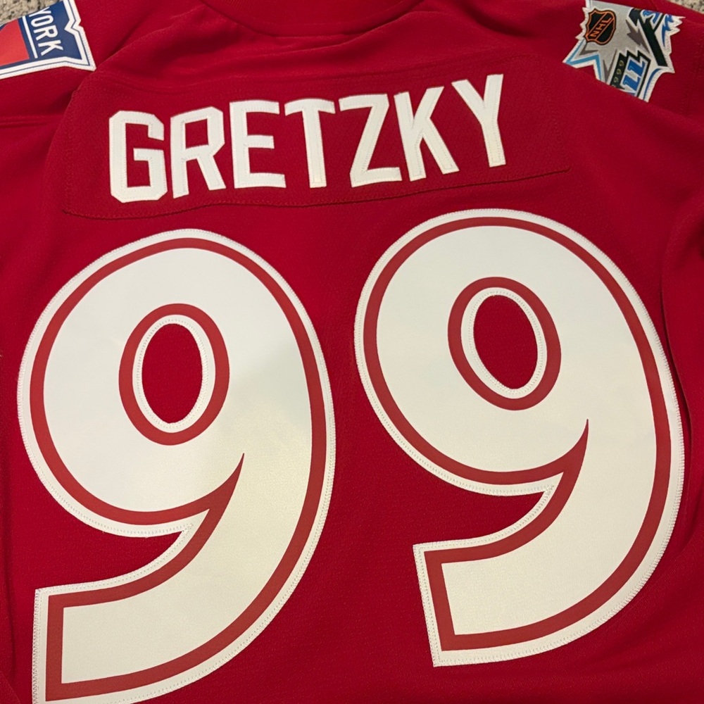 Mitchell and Ness Wayne Gretzky NHL New York Rangers 1999 NHL All-Star - Picture 12 of 12